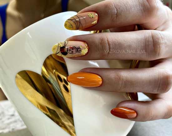 Perles et curseur sur les ongles