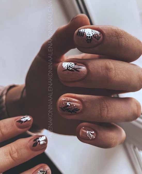 Manucure pailletée beige: idées de conception d'ongles gracieuses