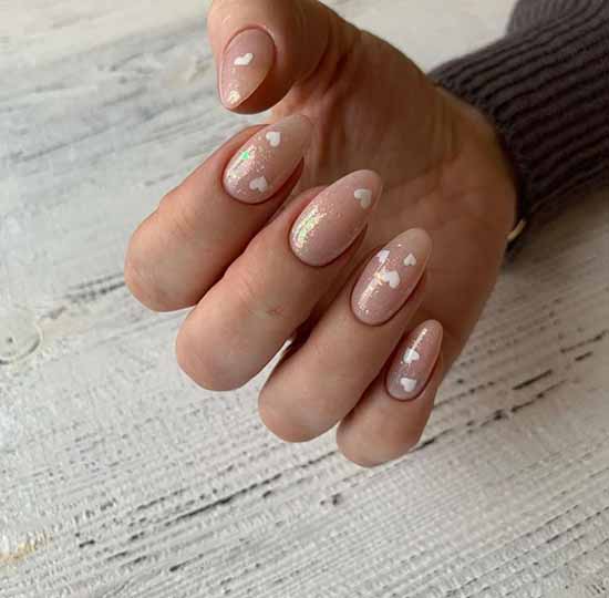 Manucure pailletée beige: idées de conception d'ongles gracieuses