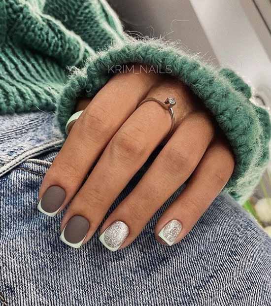 Ongles courts à paillettes françaises