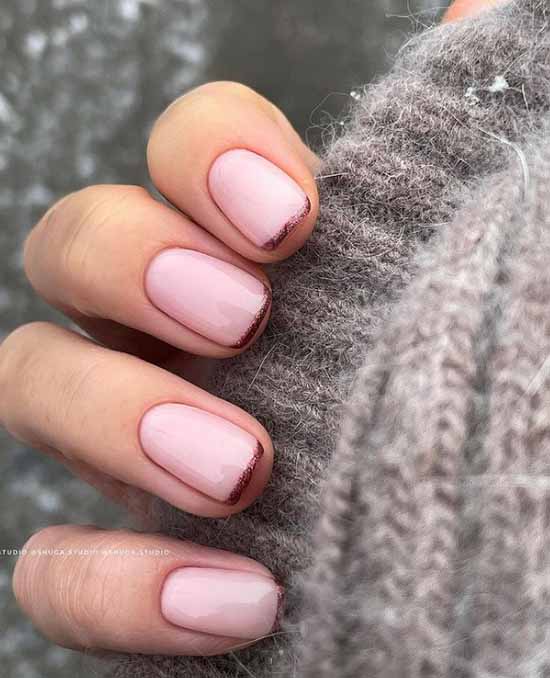 Ongles courts français