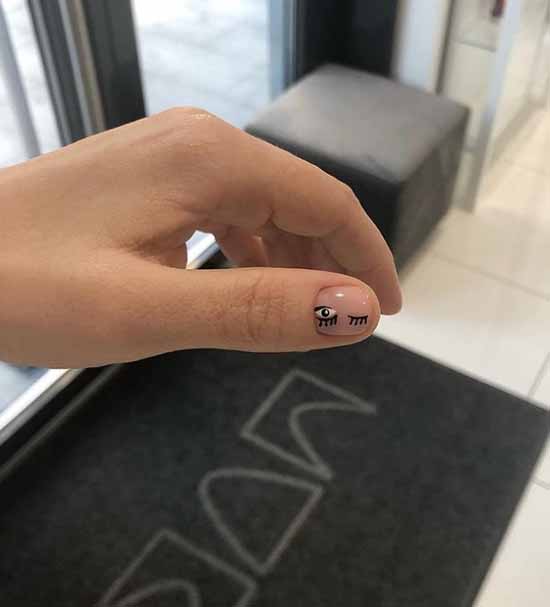 Manucure avec un design sur un ongle: nouveaux articles sur la photo