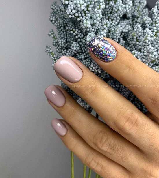 Manucure avec un design sur un ongle: nouveaux articles sur la photo