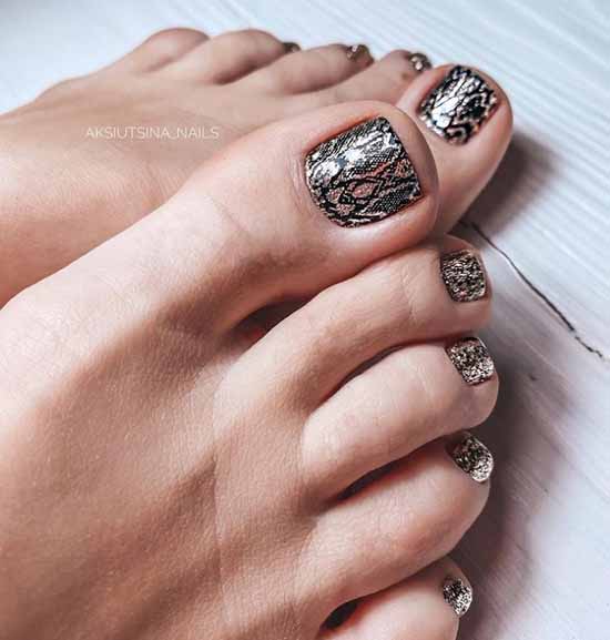 Pédicure 2026: couleurs, designs, nouveaux articles stylés sur la photo