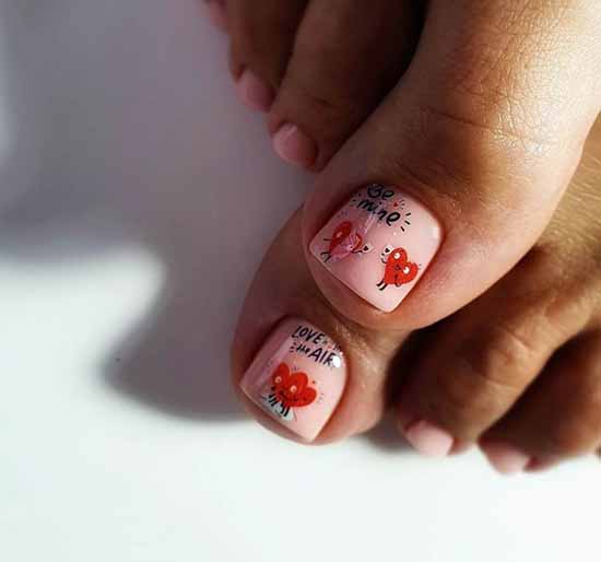 Pédicure 2026: couleurs, designs, nouveaux articles stylés sur la photo