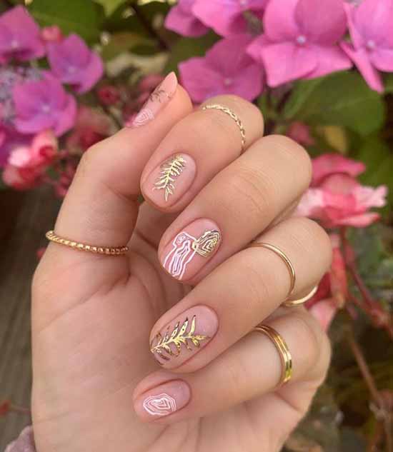 Manucure nude d'hiver 2026: photos des meilleurs designs d'ongles