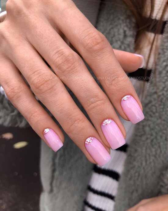 Manucure nude d'hiver 2026: photos des meilleurs designs d'ongles