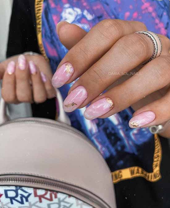 Manucure nude d'hiver 2026: photos des meilleurs designs d'ongles