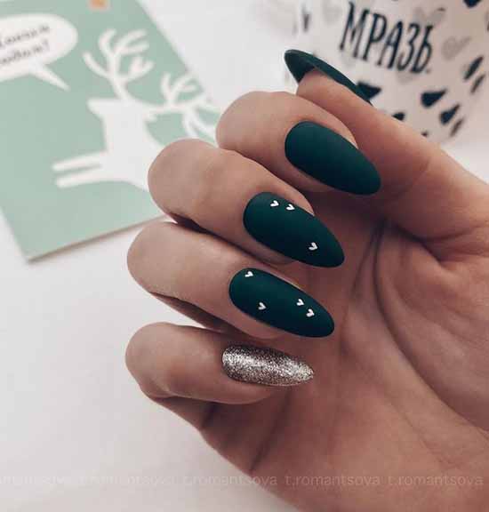 Manucure avec un coeur pour la Saint-Valentin: photo 2026, design