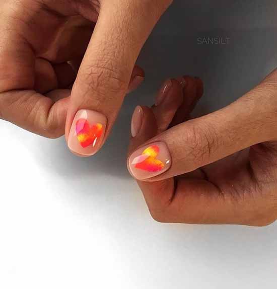 Manucure avec un coeur pour la Saint-Valentin: photo 2026, design