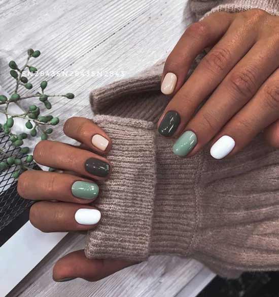 Manucure courte verte