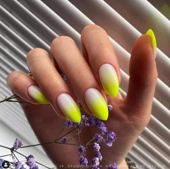 Manucure dégradé jaune