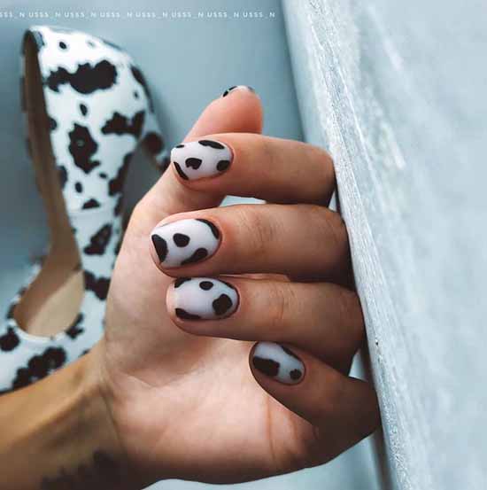 Manucure noir et blanc 2026: photo, top design des ongles