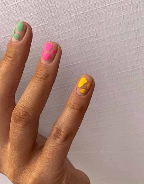 Espace négatif manucure ou espace négatif 2026 : photo