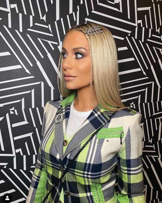 Style à la mode et coupe de cheveux longue