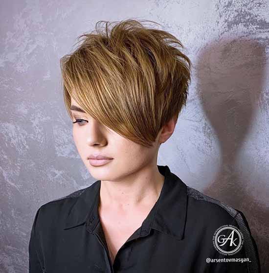 Coupes de cheveux tendance printemps-été 2026: tendances, style, photos