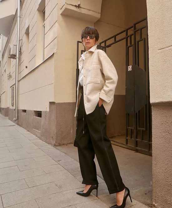 Pantalon large 2026 : quoi porter, photos, idées de looks