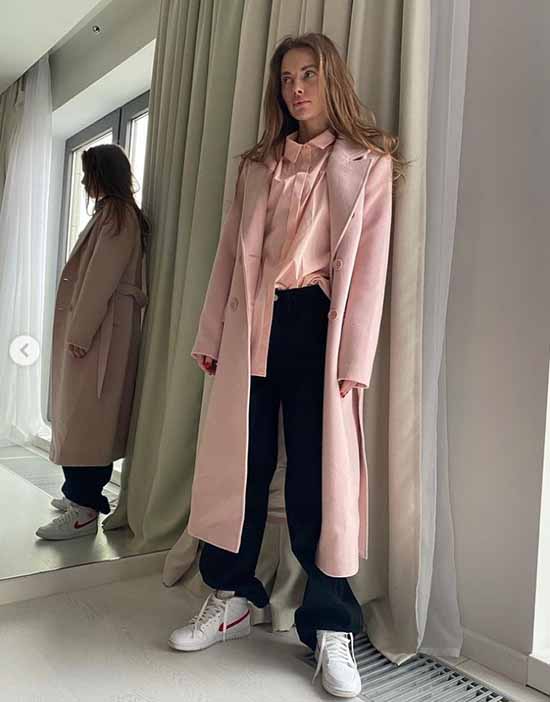 Pantalon large 2026 : quoi porter, photos, idées de looks