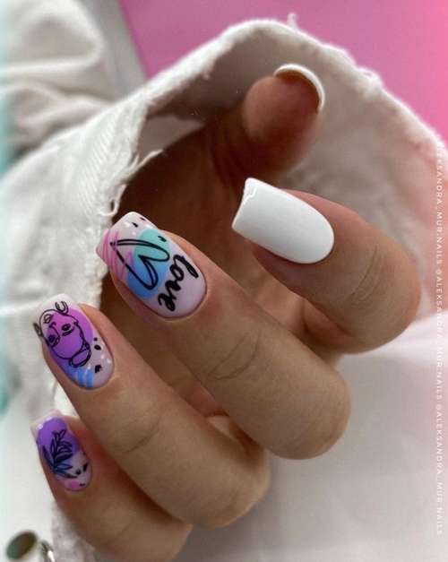 Blue Manicure 2026: Tendances des dessins d'ongles dans les tons bleus