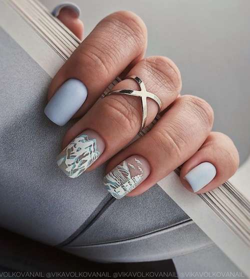 Blue Manicure 2026: Tendances des dessins d'ongles dans les tons bleus