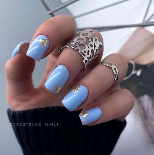 Blue Manicure 2026: Tendances des dessins d'ongles dans les tons bleus