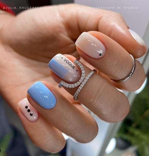 Blue Manicure 2026: Tendances des dessins d'ongles dans les tons bleus