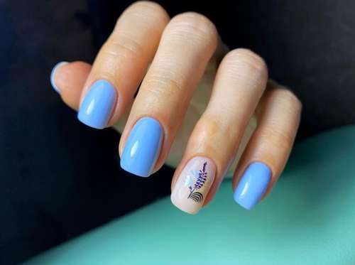 Blue Manicure 2026: Tendances des dessins d'ongles dans les tons bleus