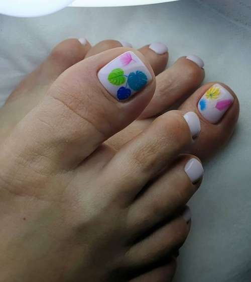 Design pédicure 2026 : nouveautés printemps-été, photos, tendances