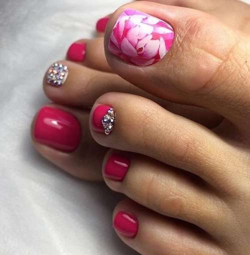 Design pédicure 2026 : nouveautés printemps-été, photos, tendances