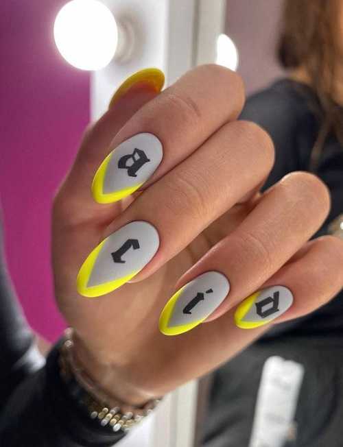 Manucure grise 2025-2026: design, ongles dans les tons gris, photo