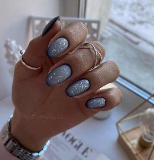 Manucure grise 2025-2026: design, ongles dans les tons gris, photo