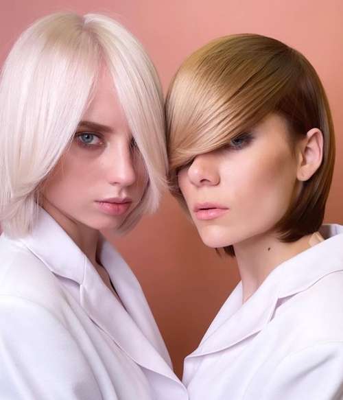 Coupes de cheveux mi-longs cheveux raides