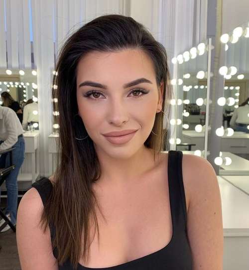 Les meilleures coupes de cheveux pour cheveux raides 2026 : photos, tendances