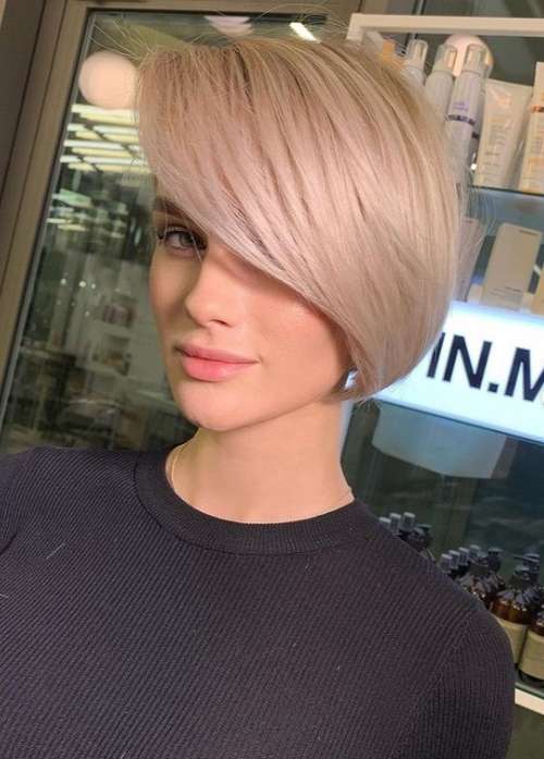 Bob et frange d'un côté