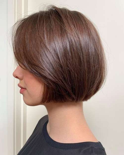 Bob kare avec frange 2026: photos de coupes de cheveux à la mode, tendances