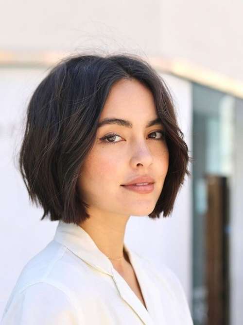 Bob kare avec frange 2026: photos de coupes de cheveux à la mode, tendances