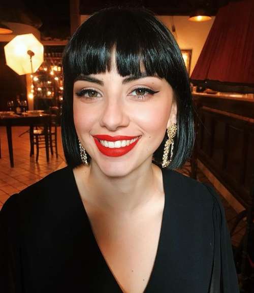 Bob kare avec frange 2026: photos de coupes de cheveux à la mode, tendances