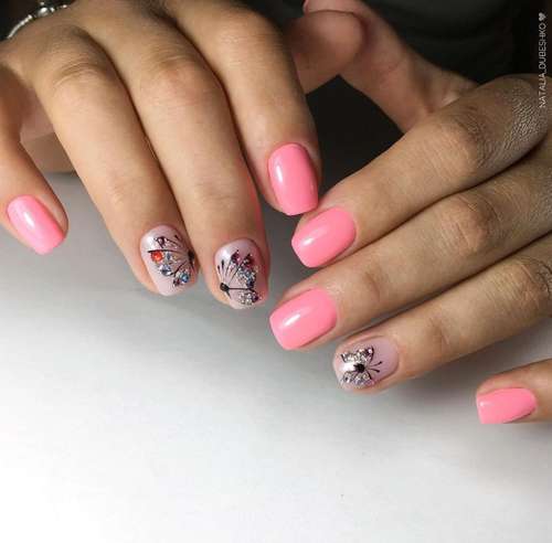 Manucure papillon 2026: nouvelles photos de conception
