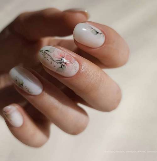 Manucure délicate pour ongles courts 2026: photos, nouveaux designs