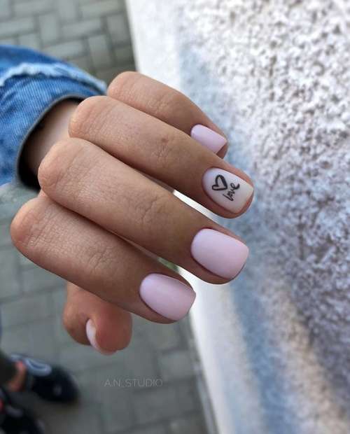 Manucure lilas 2026: belles nouveautés, photo avec design