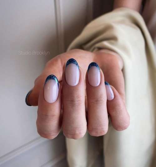 Veste colorée pour ongles courts: design photo 2026, tendances