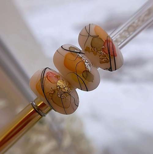 Manucure avec divorces 2026: conception d'ongles, actualité photo