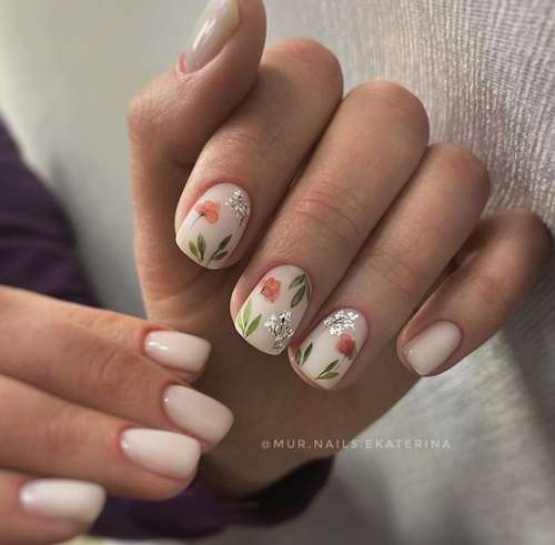 Manucure avec un motif pour les ongles courts: tendances 2026, photos