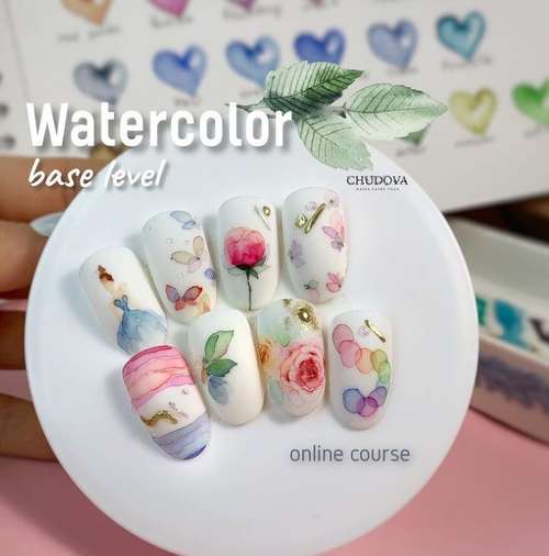 Aquarelle sur les ongles