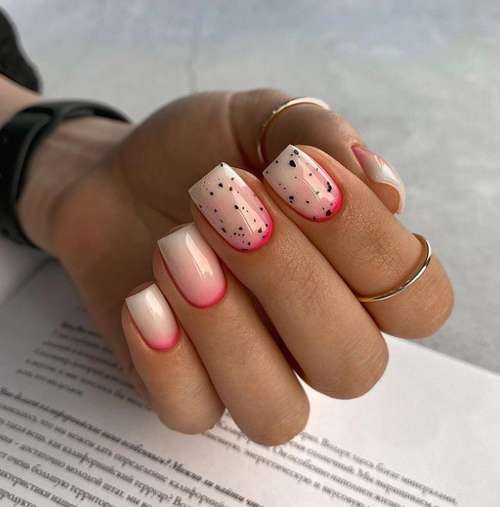 Dégradé laiteux sur les ongles : manucure tendance 2026, photo