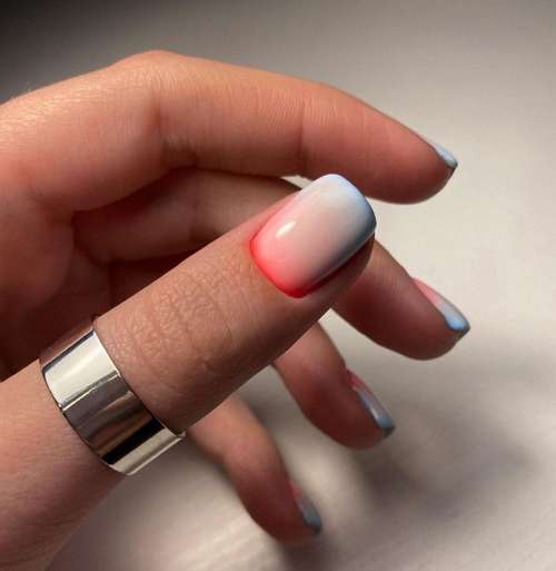 Dégradé laiteux sur les ongles : manucure tendance 2026, photo