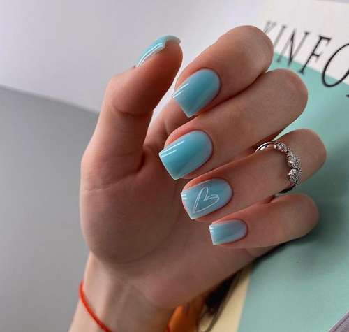 Manucure translucide avec un design 2025-2026: nouveautés photo