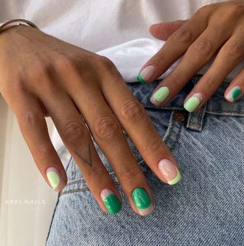 Manucure translucide avec un design 2025-2026: nouveautés photo