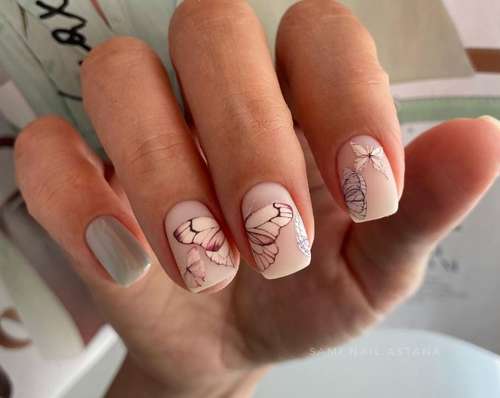 Manucure translucide avec un design 2025-2026: nouveautés photo