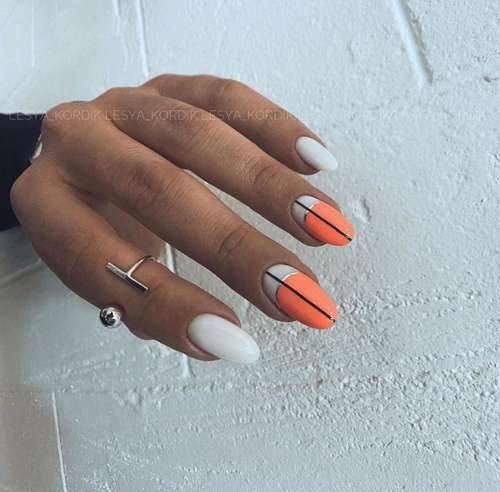 Manucure translucide avec un design 2025-2026: nouveautés photo